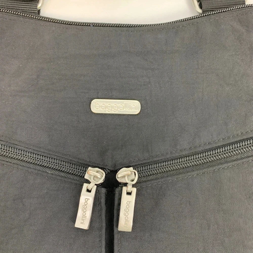 Baggallini HRZ649 Horizon Black Crossbody Bag Travel‎ Purse Lightweight Everyday